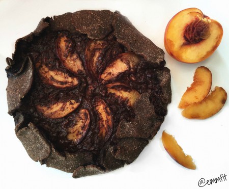 Rustic Apricot-Cococa Pie / Rustikálny Broskyňovo-Kakaový koláč