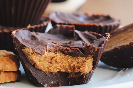 Giant Vegan Cookie Buuter Chocolate Cups
